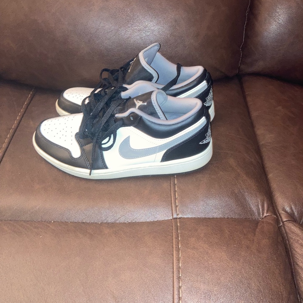 Nike Black and White Low-Top Sneakers